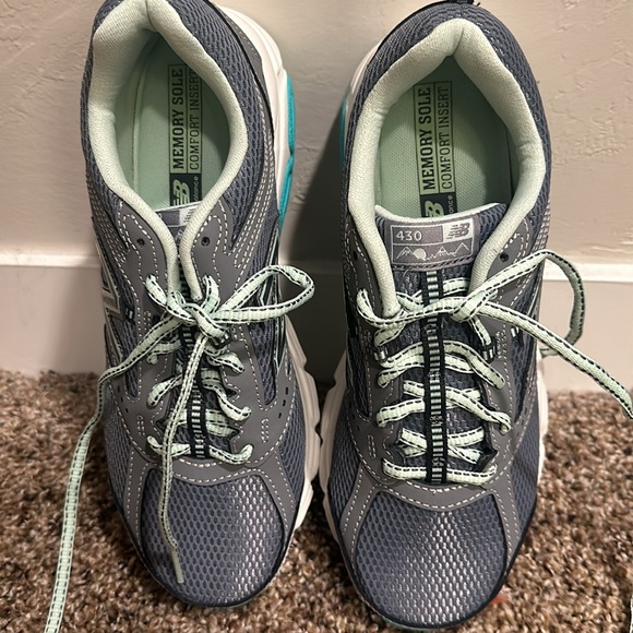 New Balance Running Course shoes, brand new Size 8.5 memory sole comfort insert. - Picture 3 of 4